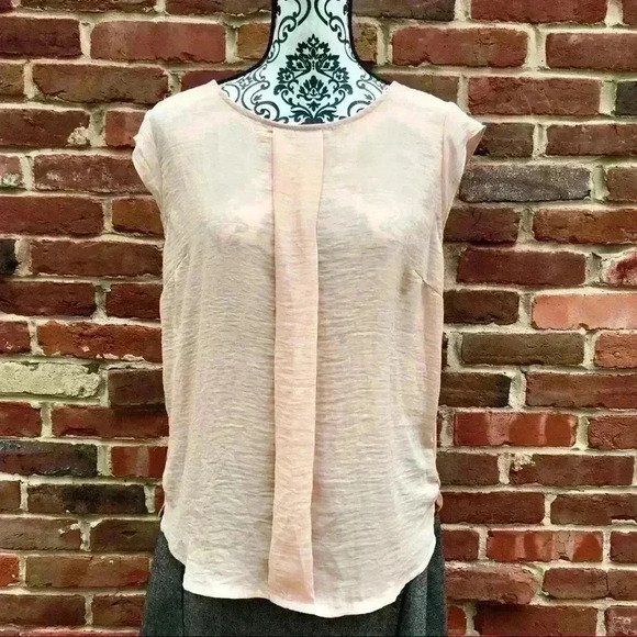 H&M Blush Semi Shear Light Weight Crew Neck Cap Sleeve Sleeveless Top Size M - Picture 1 of 8